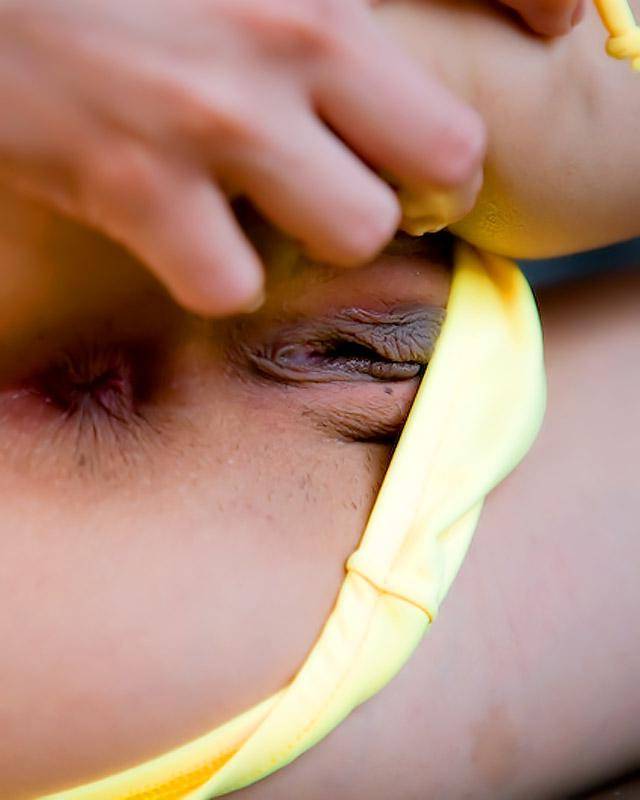 Латинская гимнастка продемонстрировала свои дырки 4 фотка