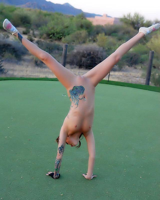 С такой девушкой можно играть в гольф 3 фотка