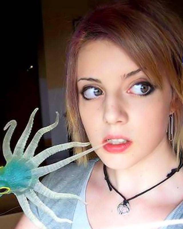 Домашние фотографии голых девушек-эмо 5 фотка