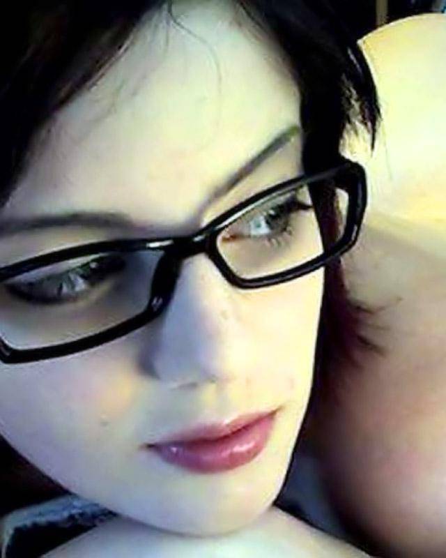 Домашние фотографии голых девушек-эмо 6 фотка