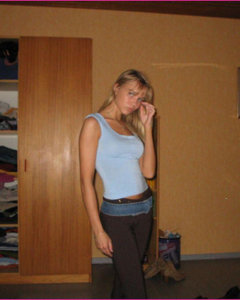  Лариса  ласкает киску вибратором- 17 фото 