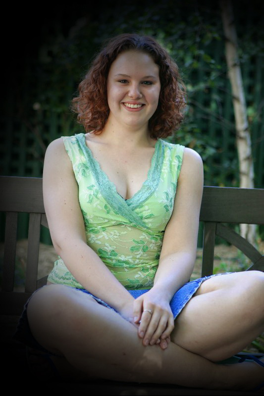  Пышка с волосатой пиздой - 15 фото  2 фотка