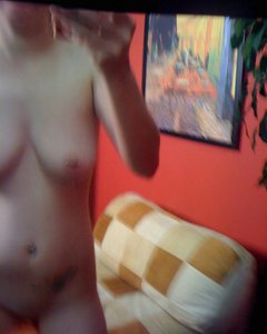  Голая у зеркала - 45 фото 